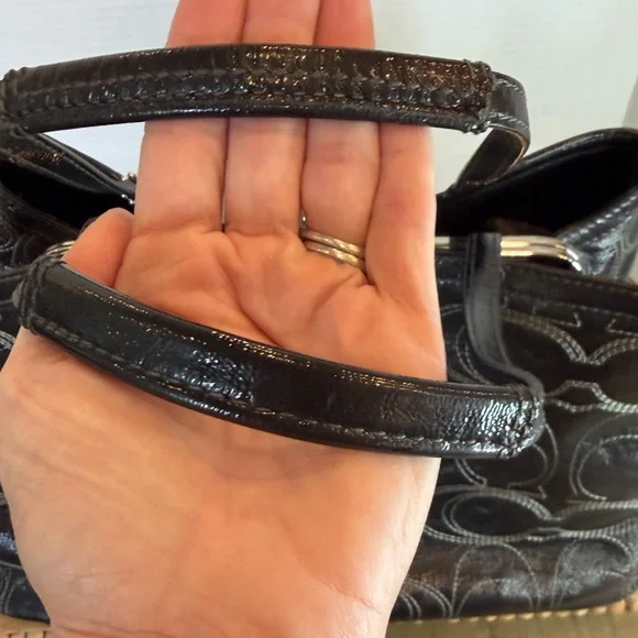 Coach F19215 Black Patent Leather Signature C Kisslock Carryall - Picture 8 of 14